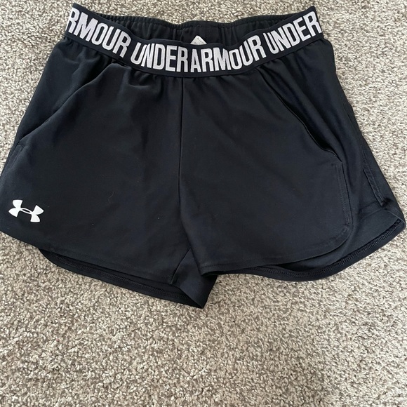Under Armour running shorts - Picture 2 of 2